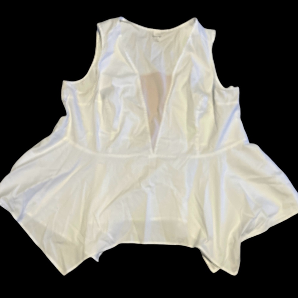 6TH & LN Sleeveless Blouse 28